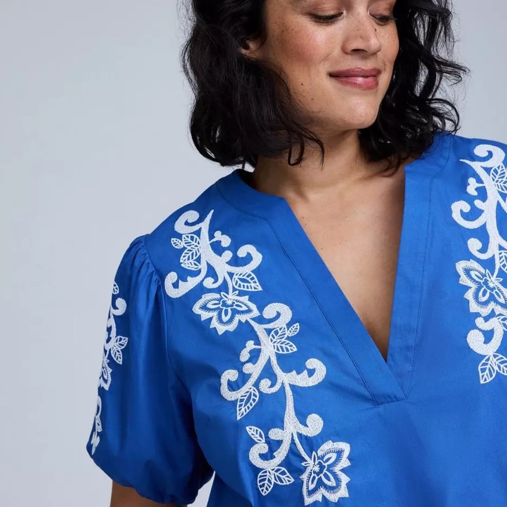 Belle Isle by Torrid Sky Blue Embellished Boxy Blouse